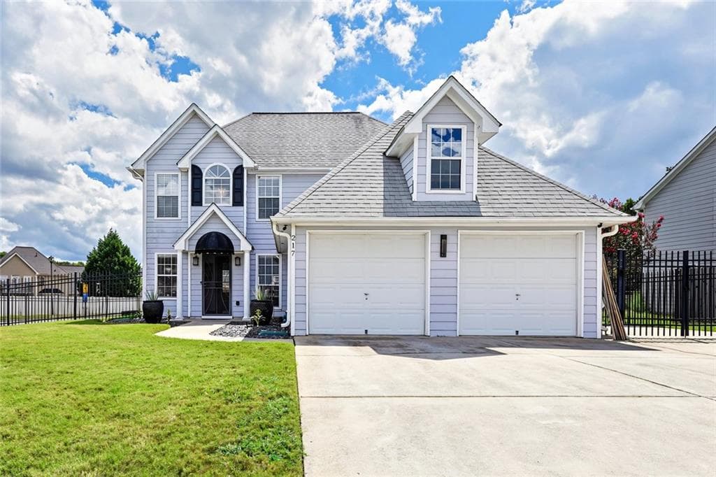 3 bedroom, 3 bathroom, 2,622 sq ft single family residence for sale at 217 Saddleview Trail, Riverdale, GA 30274