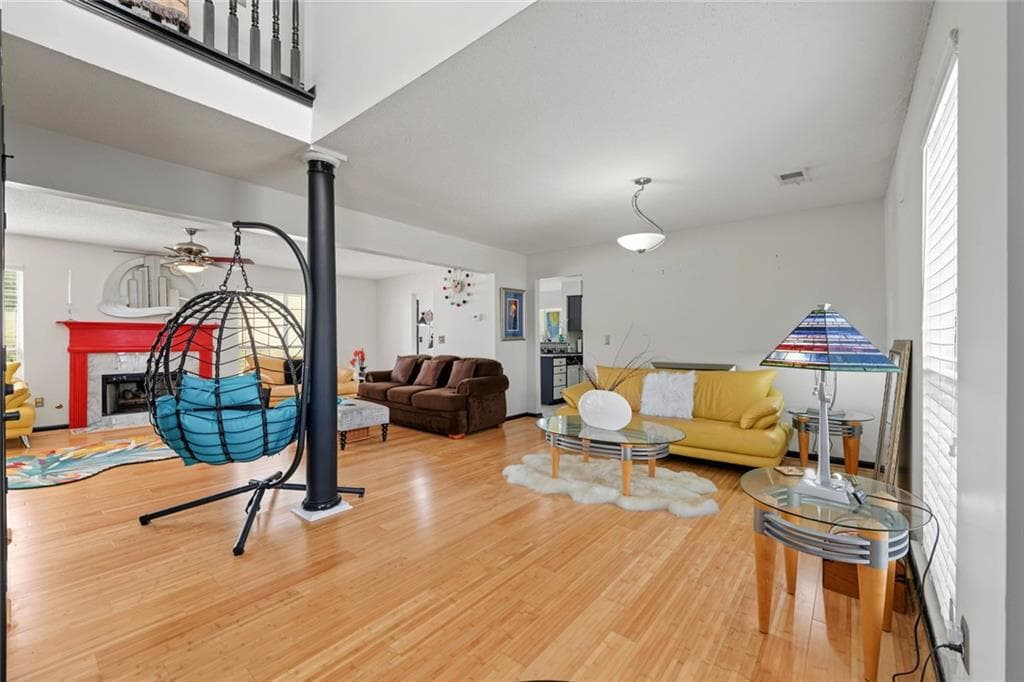 3 bedroom, 3 bathroom, 2,622 sq ft single family residence for sale at 217 Saddleview Trail, Riverdale, GA 30274 — photo 4