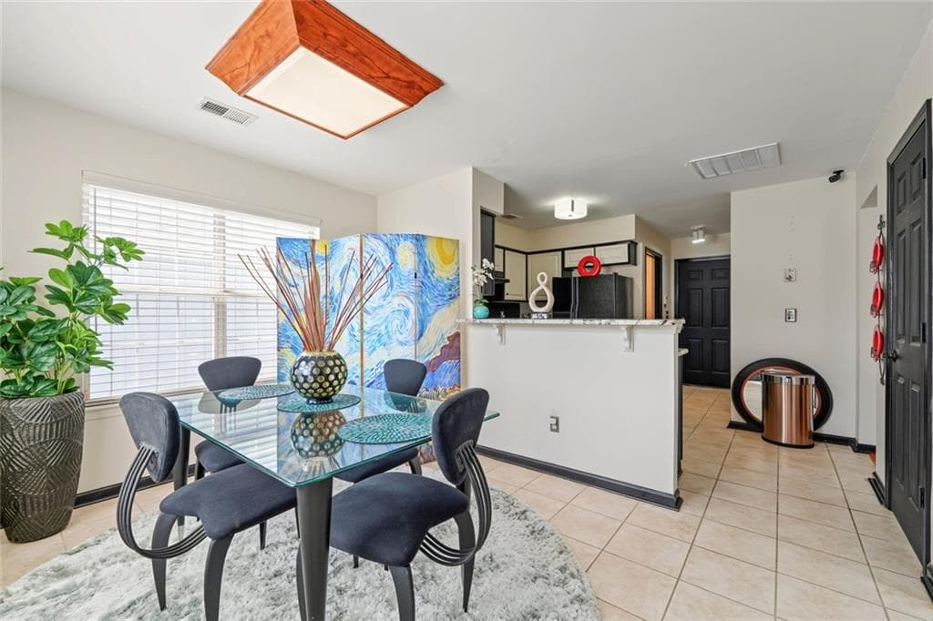 3 bedroom, 3 bathroom, 2,622 sq ft single family residence for sale at 217 Saddleview Trail, Riverdale, GA 30274 — photo 6