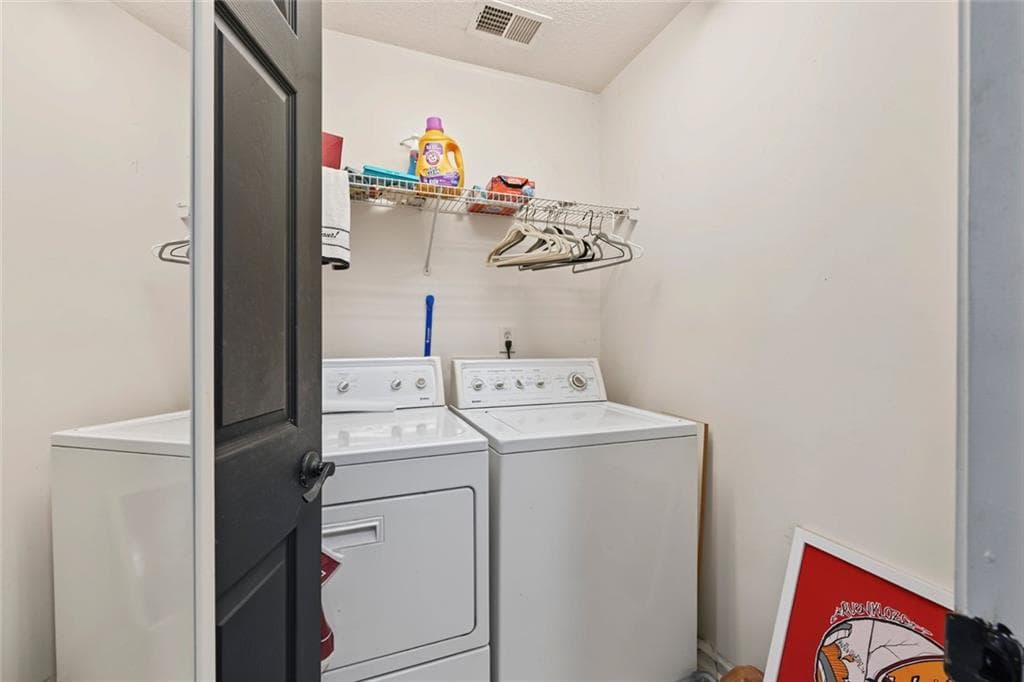 3 bedroom, 3 bathroom, 2,622 sq ft single family residence for sale at 217 Saddleview Trail, Riverdale, GA 30274 — photo 10