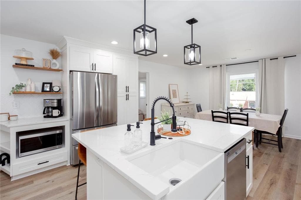3 bedroom, 2 bathroom, 1,784 sq ft single family residence for sale at 4167 Grogan Street, Acworth, GA 30101 — photo 9