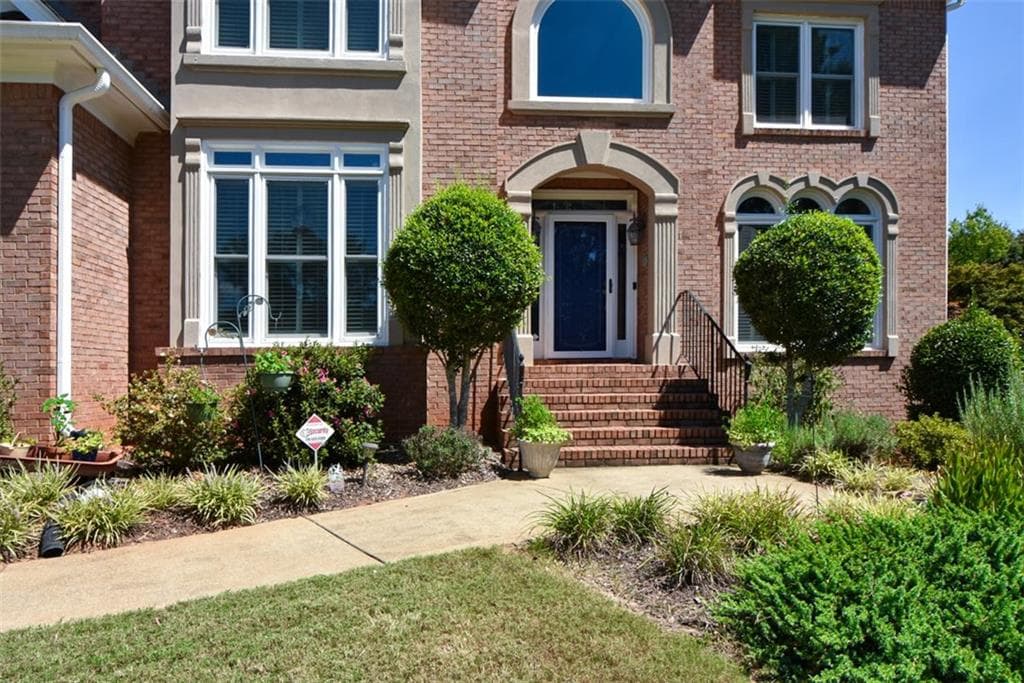 5 bedroom, 6 bathroom, 6,148 sq ft single family residence under contract at 1528 Greensboro Way, Grayson, GA 30017 — photo 9