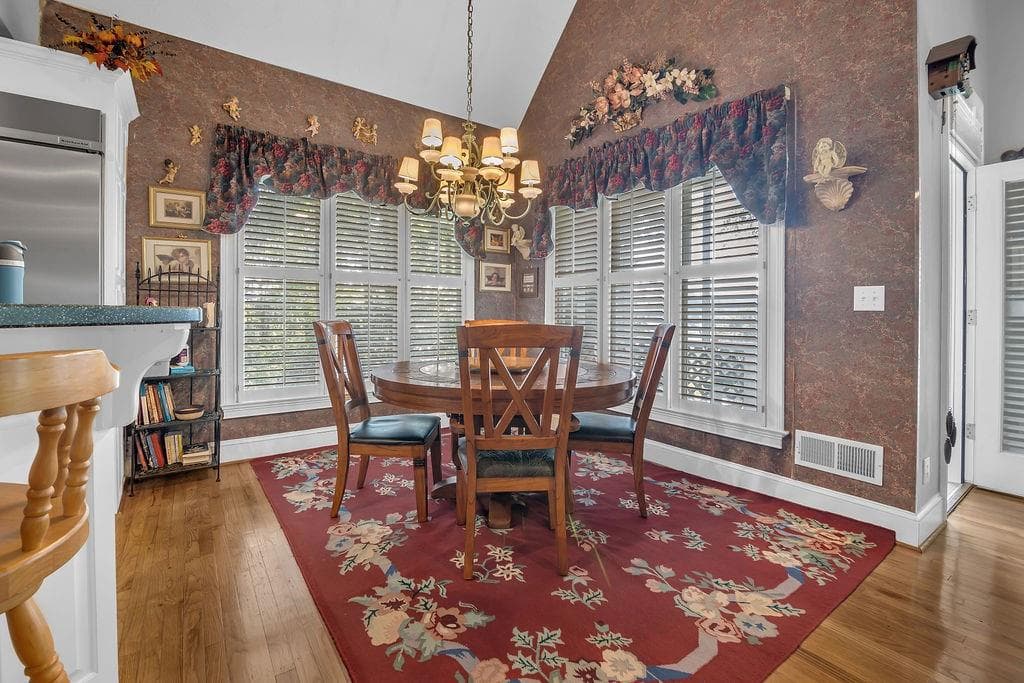 5 bedroom, 5 bathroom, 4,870 sq ft single family residence under contract at 3129 Pier I, Jonesboro, GA 30236 — photo 4