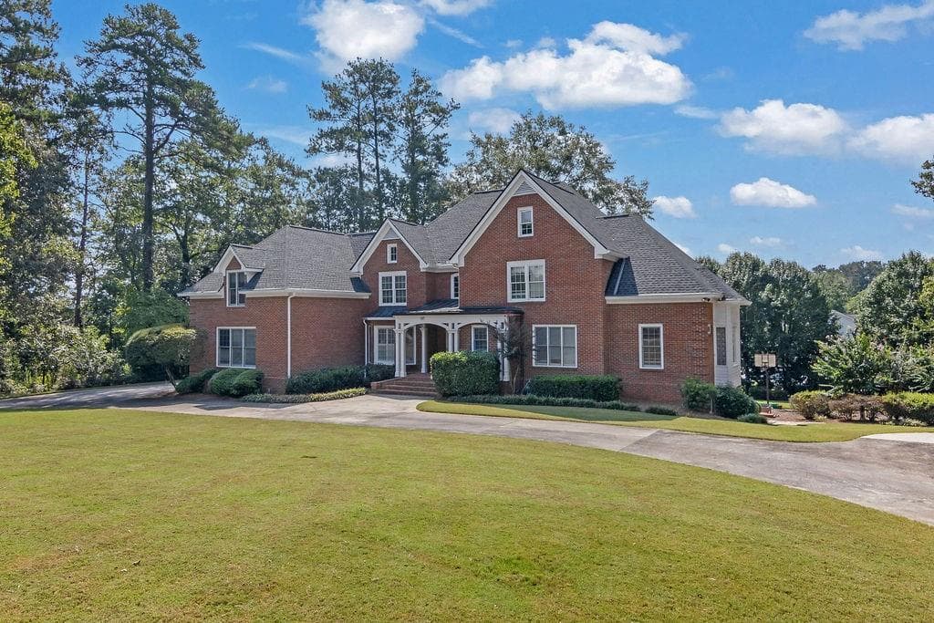 5 bedroom, 5 bathroom, 4,870 sq ft single family residence under contract at 3129 Pier I, Jonesboro, GA 30236 — photo 8