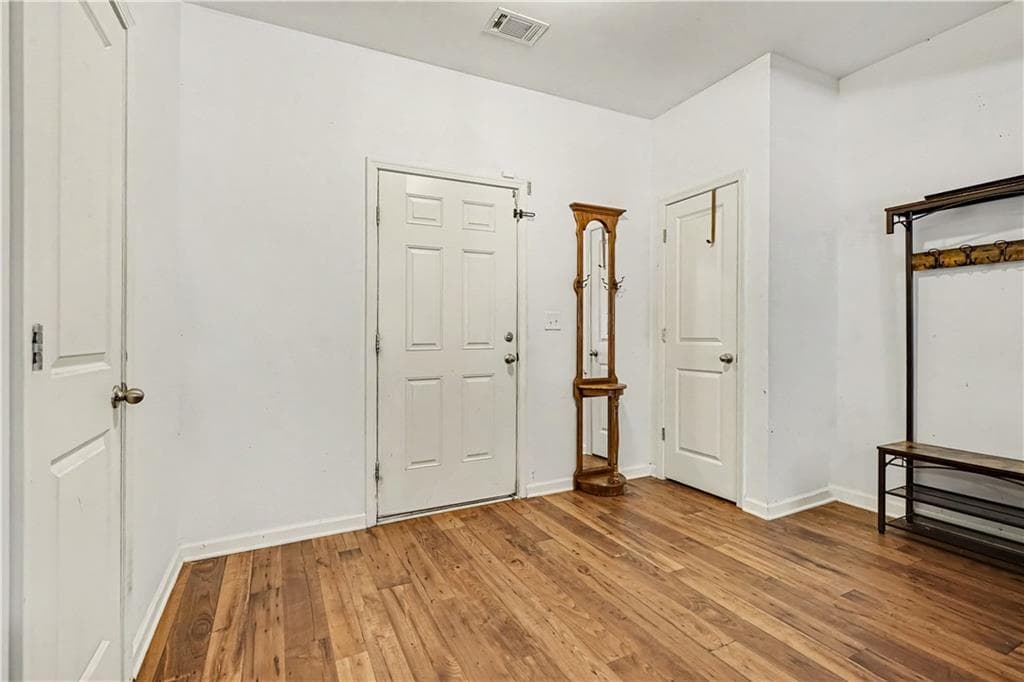3 bedroom, 3 bathroom, 1,832 sq ft single family residence for sale at 1431 Turning Leaf Lane, Pendergrass, GA 30567 — photo 2