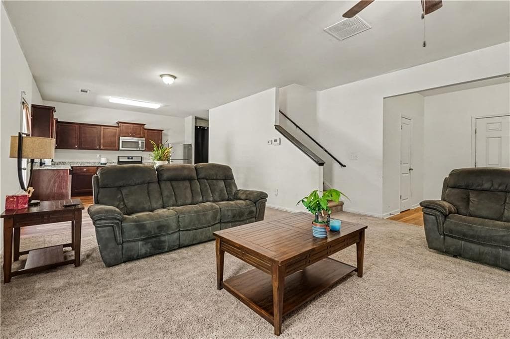 3 bedroom, 3 bathroom, 1,832 sq ft single family residence for sale at 1431 Turning Leaf Lane, Pendergrass, GA 30567 — photo 5