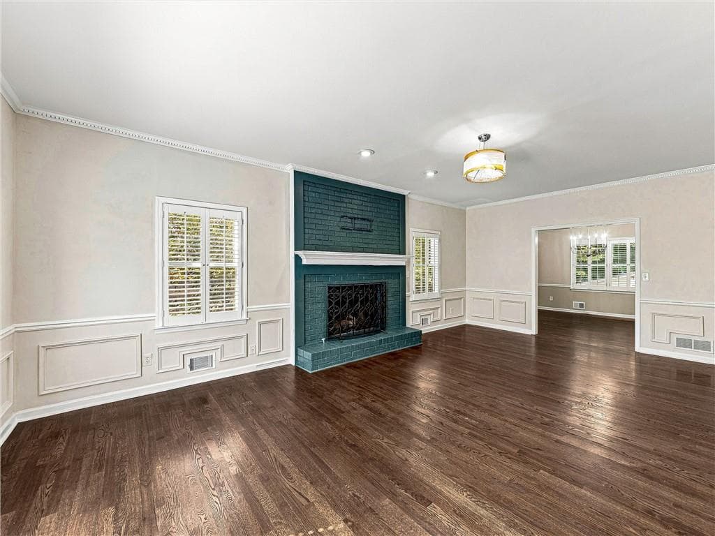 4 bedroom, 4 bathroom, 4,028 sq ft single family residence for sale at 1586 Tennessee Walker Drive, Roswell, GA 30075 — photo 7