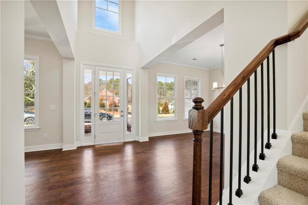 5 bedroom, 3 bathroom, 3,000 sq ft single family residence for sale at 5907 Creek Indian Drive, Sugar Hill, GA 30518 — photo 7