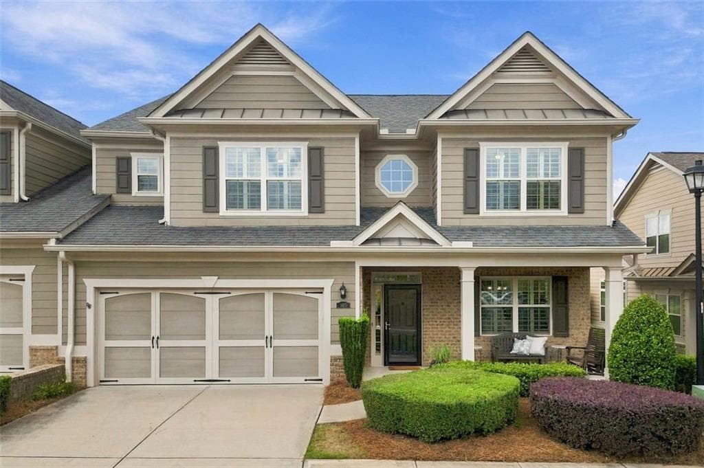 3 bedroom, 3 bathroom, 3,137 sq ft townhouse for sale at 1425 Archstone Drive, Cumming, GA 30041 — photo 1 of 37