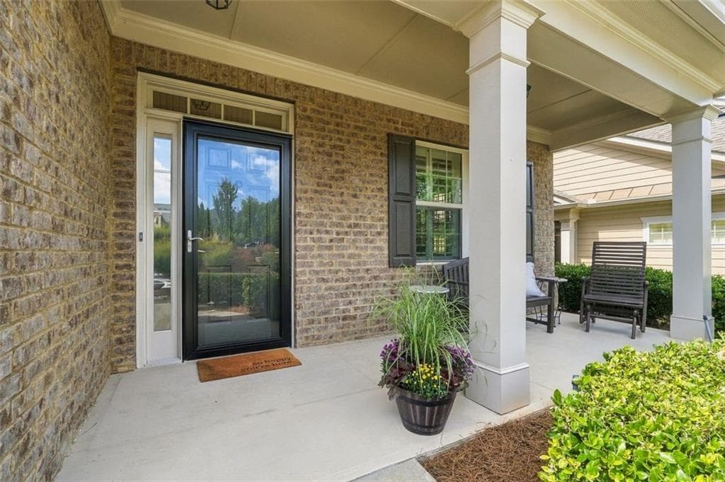 3 bedroom, 3 bathroom, 3,137 sq ft townhouse for sale at 1425 Archstone Drive, Cumming, GA 30041 — photo 2
