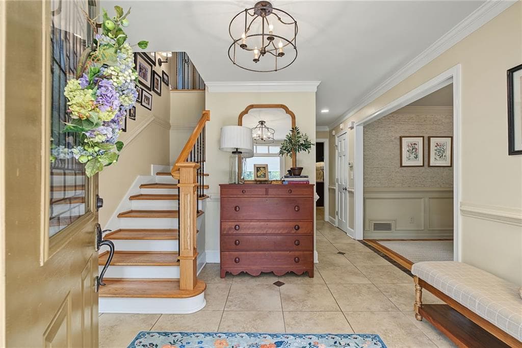 4 bedroom, 3 bathroom, 2,464 sq ft single family residence for sale at 3268 Indian Valley Trail, Atlanta, GA 30341 — photo 4