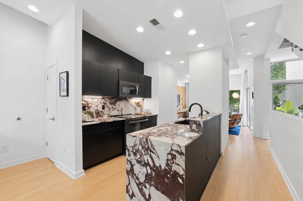 3 bedroom, 4 bathroom, 2,019 sq ft townhouse for sale at 752 Moreland Avenue 4, Atlanta, GA 30316 — photo 4