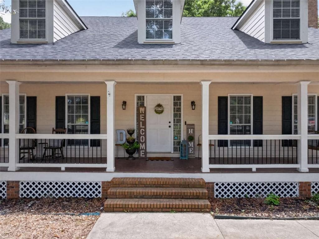 5 bedroom, 3 bathroom, 4,511 sq ft single family residence for sale at 410 Old Highway 81, Oxford, GA 30054 — photo 6
