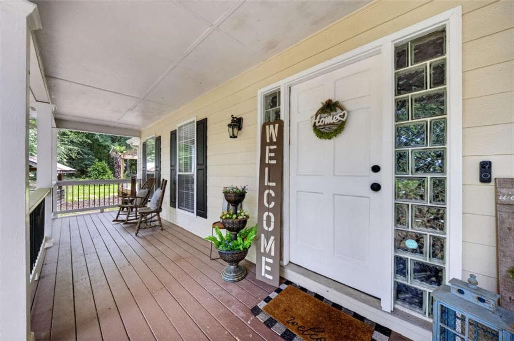 5 bedroom, 3 bathroom, 4,511 sq ft single family residence for sale at 410 Old Highway 81, Oxford, GA 30054 — photo 7