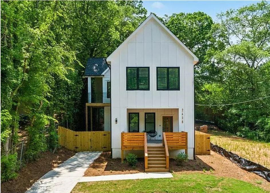 5 bedroom, 6 bathroom, 3,900 sq ft single family residence for sale at 2438 2nd Street, Atlanta, GA 30318 — photo 1 of 8