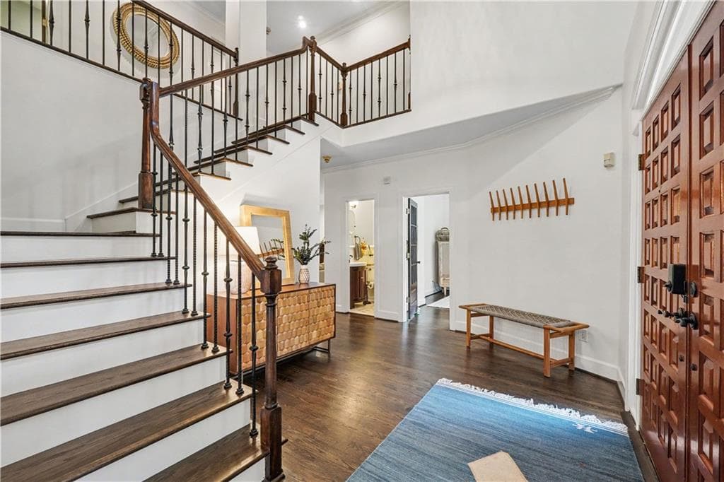 5 bedroom, 4 bathroom, 4,158 sq ft single family residence for sale at 700 Elkmont Drive, Atlanta, GA 30306 — photo 6