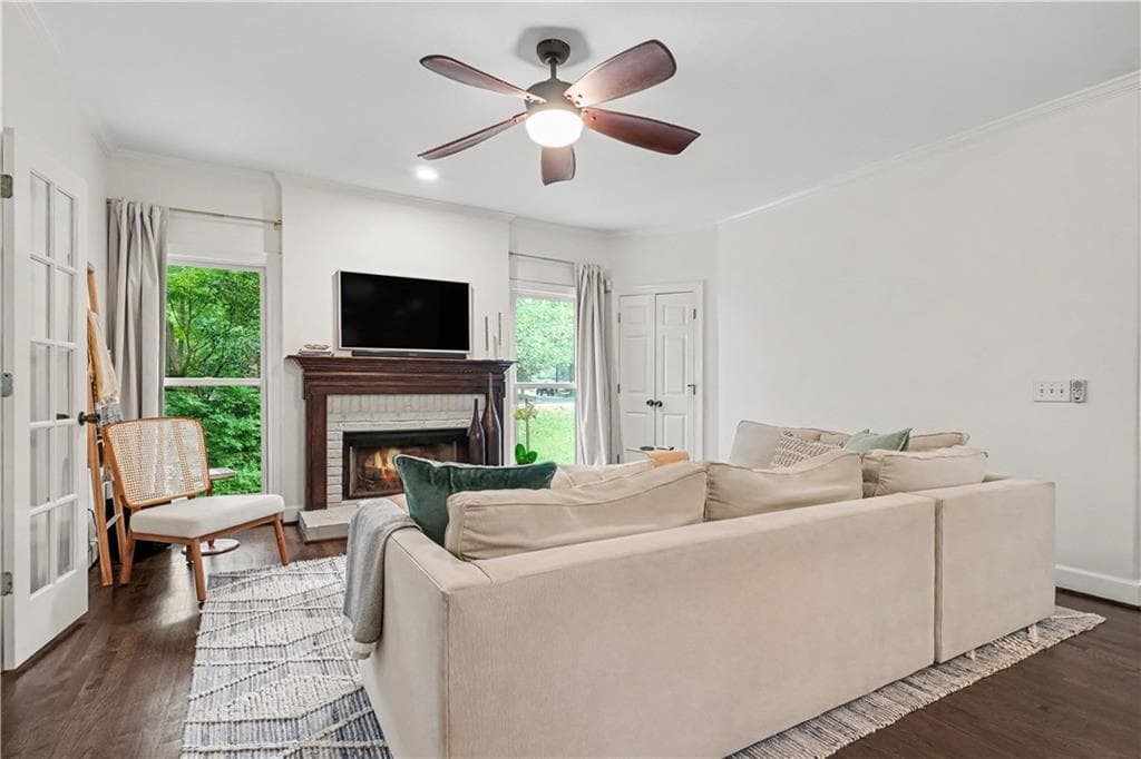 5 bedroom, 4 bathroom, 4,158 sq ft single family residence for sale at 700 Elkmont Drive, Atlanta, GA 30306 — photo 8