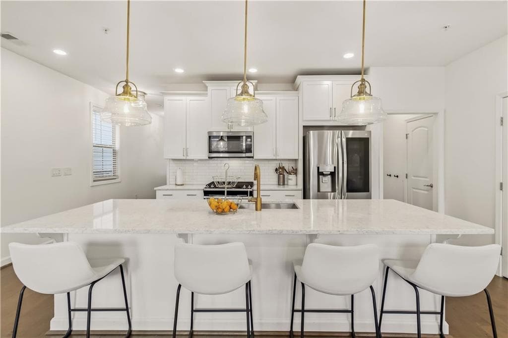3 bedroom, 3 bathroom, 1,865 sq ft townhouse for sale at 1256 Herty Drive, Marietta, GA 30062 — photo 5