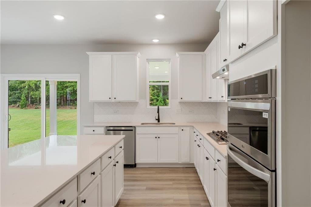 5 bedroom, 3 bathroom, 2,987 sq ft single family residence for sale at 136 Serenade Creek Road, Mcdonough, GA 30252 — photo 9