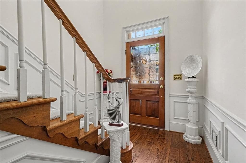 3 bedroom, 3 bathroom, 2,283 sq ft single family residence under contract at 4359 Hambrick Place, Stone Mountain, GA 30083 — photo 3