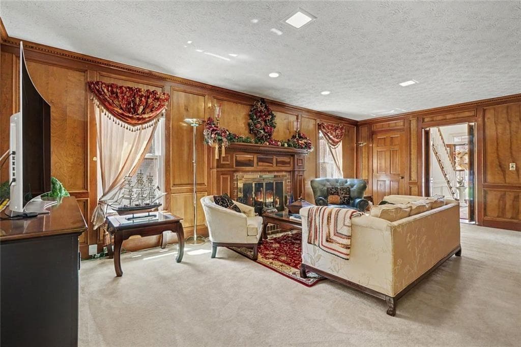 3 bedroom, 3 bathroom, 2,283 sq ft single family residence under contract at 4359 Hambrick Place, Stone Mountain, GA 30083 — photo 6