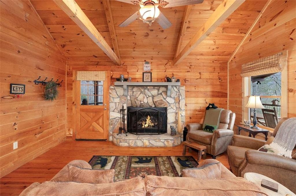 3 bedroom, 3 bathroom, 1,800 sq ft single family residence for sale at 173 Mountain Laurel Lane, Ellijay, GA 30536 — photo 6