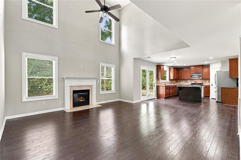 5 bedroom, 3 bathroom, 2,527 sq ft single family residence for rent at 5335 Redfield Way, Cumming, GA 30028 for $2,495 a month — photo 5