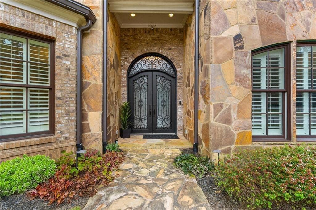7 bedroom, 8 bathroom, 7,617 sq ft single family residence for sale at 187 Fontaine Road, Mableton, GA 30126 — photo 6