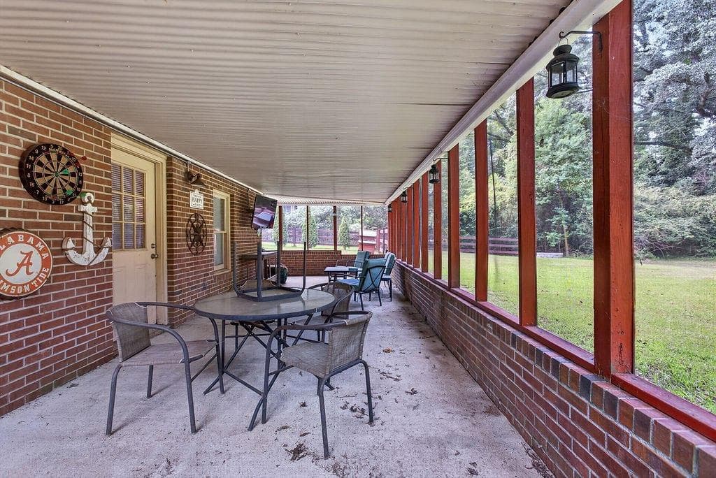 3 bedroom, 3 bathroom, 1,925 sq ft single family residence for sale at 200 1/ 2 Pine Street, Barnesville, GA 30204 — photo 9