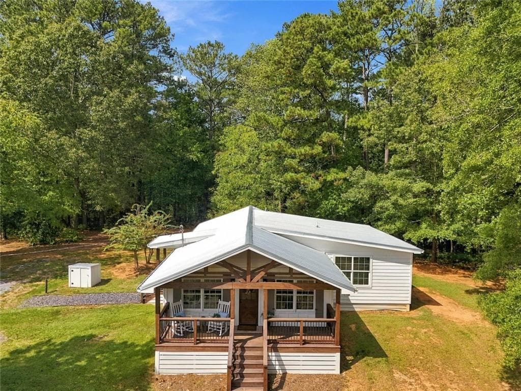 3 bedroom, 2 bathroom, 1,500 sq ft single family residence for sale at 505 Cedar Creek Road, Cartersville, GA 30121 — photo 3