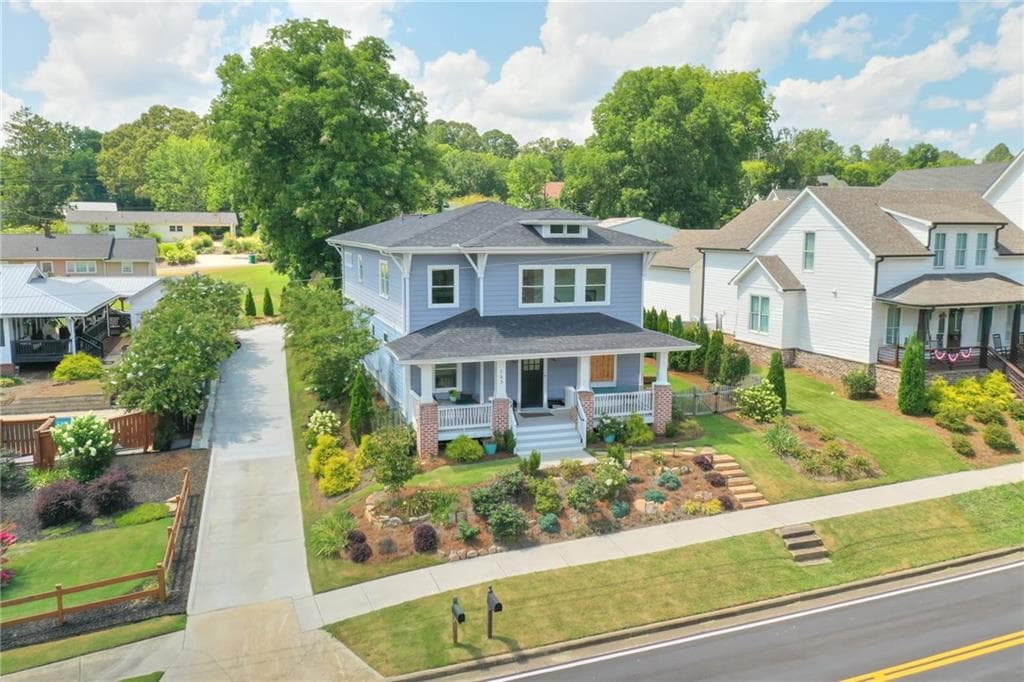 5 bedroom, 3 bathroom, 2,838 sq ft single family residence for sale at 185 Valley Street, Ball Ground, GA 30107 — photo 2