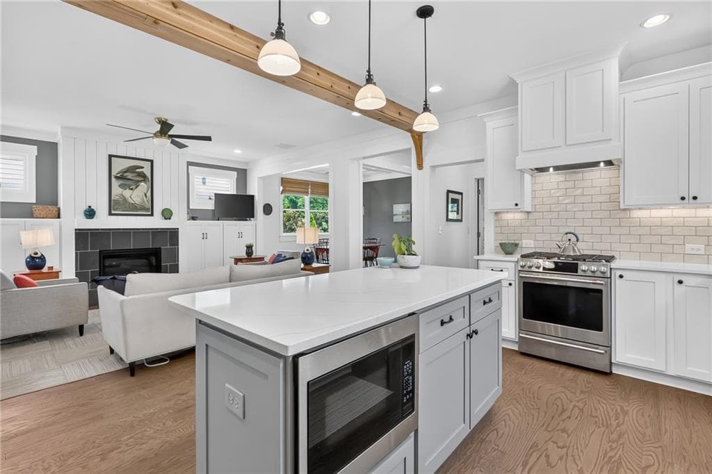 5 bedroom, 3 bathroom, 2,838 sq ft single family residence for sale at 185 Valley Street, Ball Ground, GA 30107 — photo 6