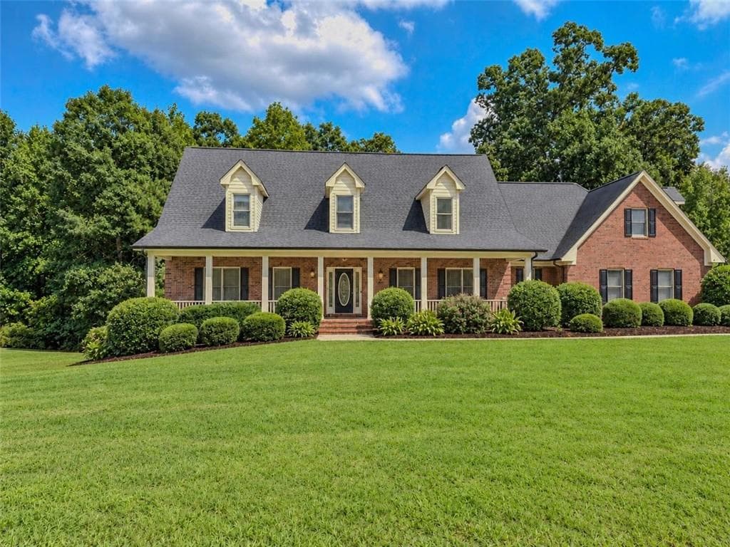 5 bedroom, 6 bathroom, 4,508 sq ft single family residence for sale at 149 Robson Trail, Mcdonough, GA 30252