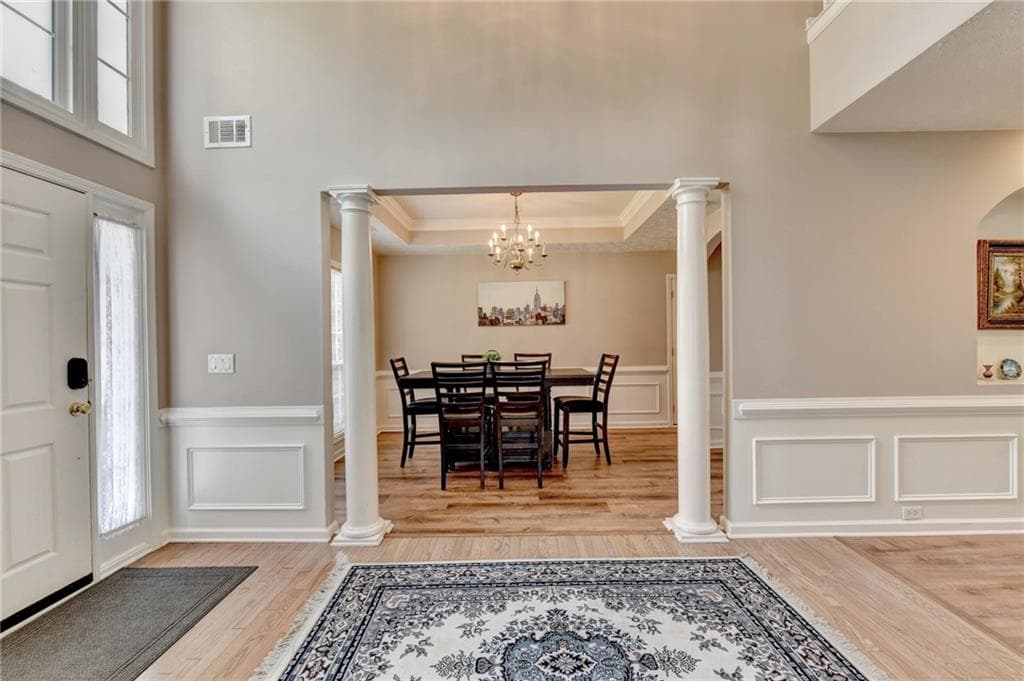 4 bedroom, 3 bathroom, 3,360 sq ft single family residence for sale at 425 Martin Creek Way, Lawrenceville, GA 30045 — photo 5