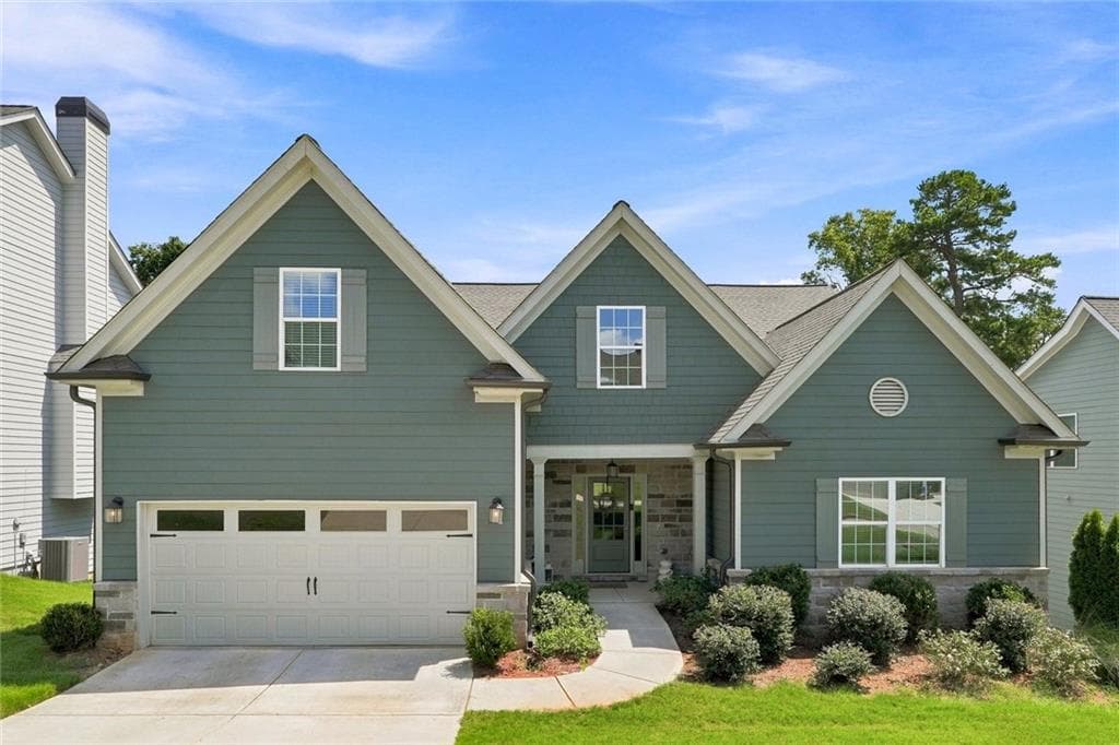 4 bedroom, 3 bathroom, 2,438 sq ft home for sale at 4052 Links Boulevard, Jefferson, GA