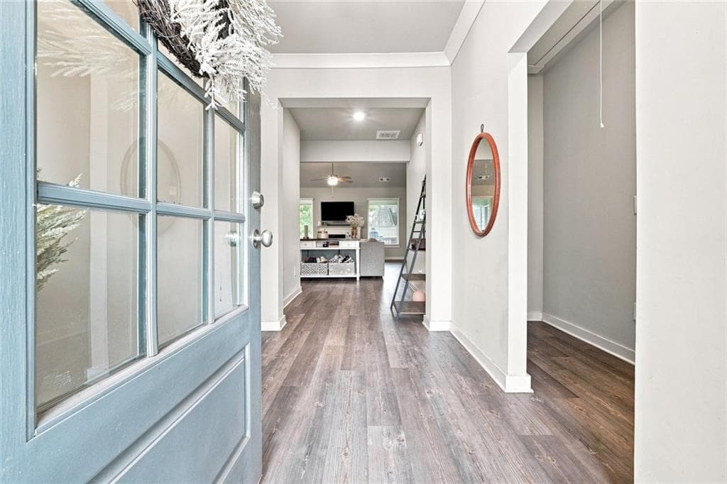 4 bedroom, 3 bathroom, 2,438 sq ft single family residence for sale at 4052 Links Boulevard, Jefferson, GA 30549 — photo 2