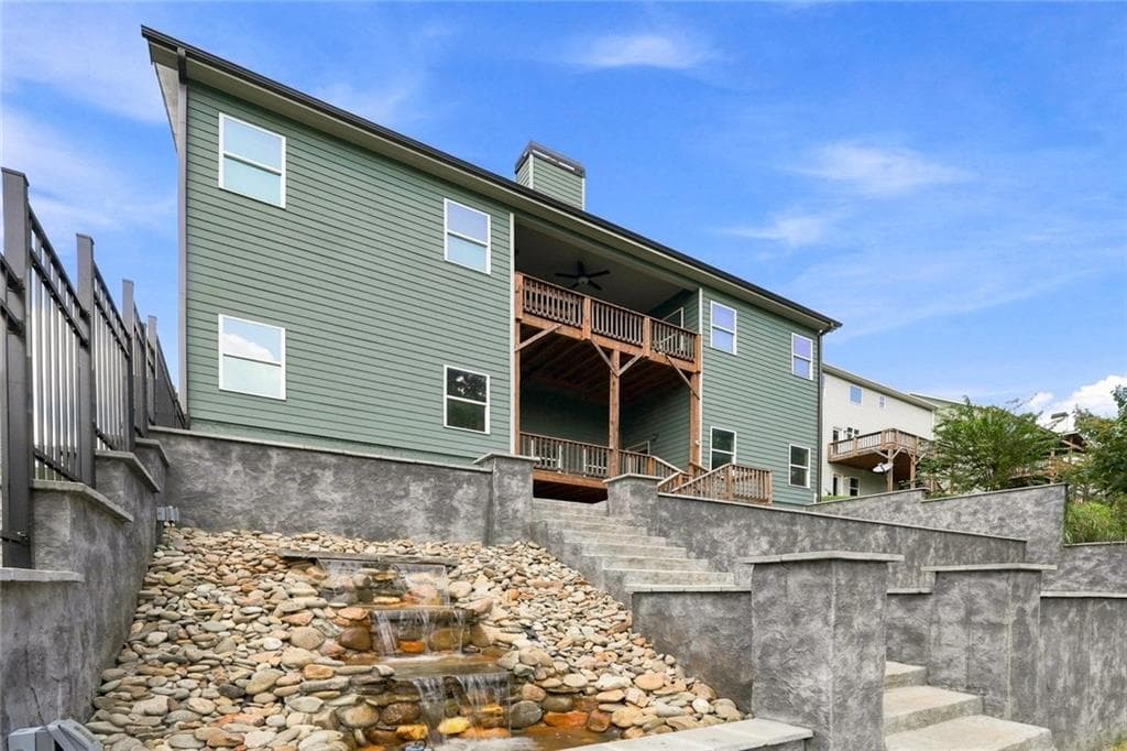 4 bedroom, 3 bathroom, 2,438 sq ft single family residence for sale at 4052 Links Boulevard, Jefferson, GA 30549 — photo 3