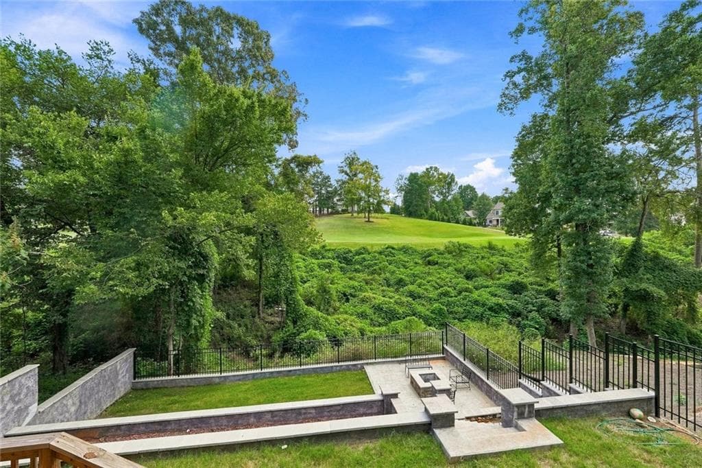 4 bedroom, 3 bathroom, 2,438 sq ft single family residence for sale at 4052 Links Boulevard, Jefferson, GA 30549 — photo 4