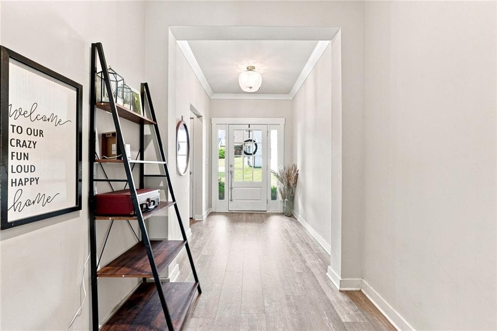4 bedroom, 3 bathroom, 2,438 sq ft single family residence for sale at 4052 Links Boulevard, Jefferson, GA 30549 — photo 7