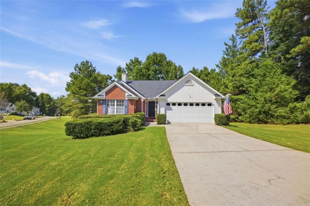 3 bedroom, 2 bathroom, 2,726 sq ft single family residence for sale at 3465 Laurel Springs Cove, Villa Rica, GA 30180 — photo 2