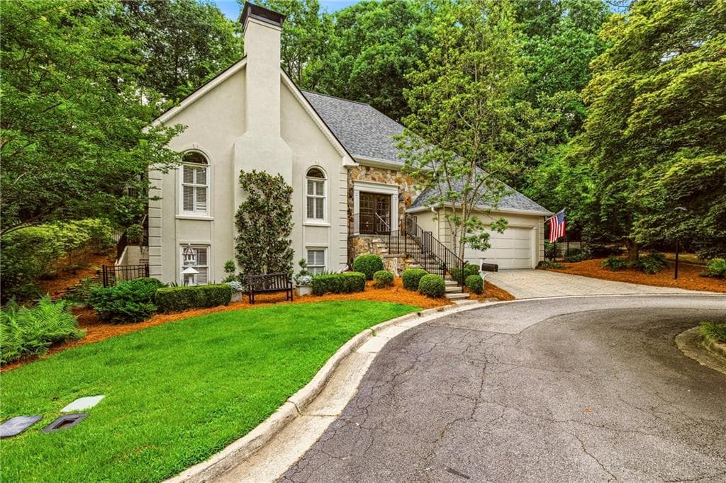 4 bedroom, 4 bathroom, 3,813 sq ft single family residence for sale at 4418 Paces Battle, Atlanta, GA 30327