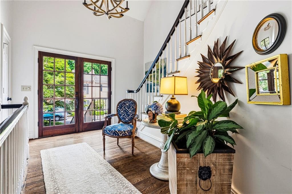 4 bedroom, 4 bathroom, 3,813 sq ft single family residence for sale at 4418 Paces Battle, Atlanta, GA 30327 — photo 2