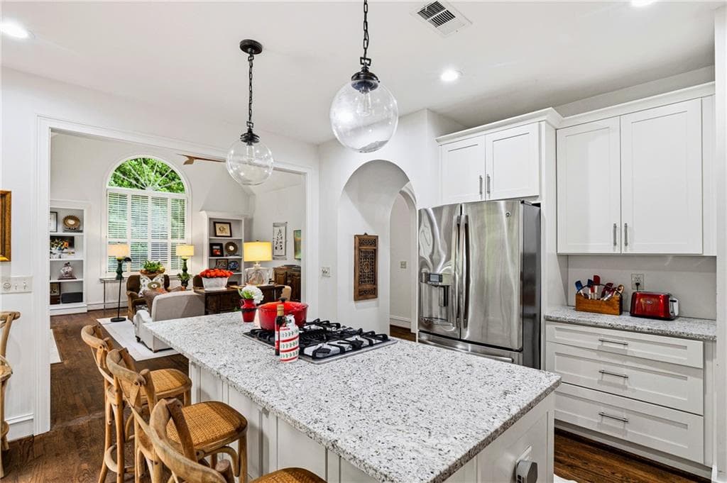 4 bedroom, 4 bathroom, 3,813 sq ft single family residence for sale at 4418 Paces Battle, Atlanta, GA 30327 — photo 6