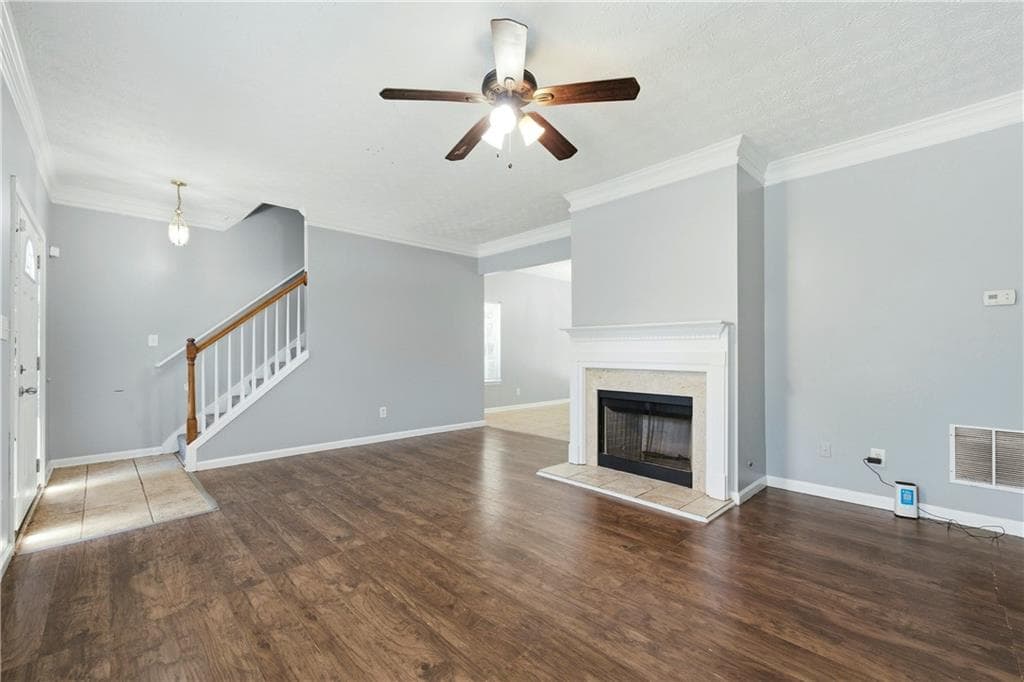 2 bedroom, 3 bathroom, 1,484 sq ft townhouse for sale at 2945 Falling Water Point, Atlanta, GA 30349 — photo 2