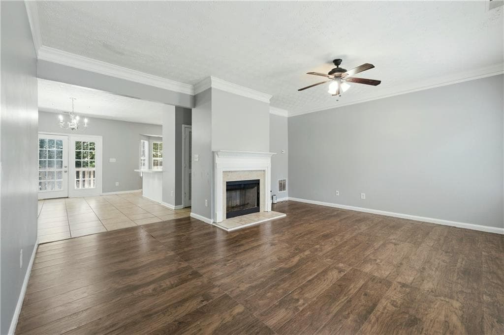 2 bedroom, 3 bathroom, 1,484 sq ft townhouse for sale at 2945 Falling Water Point, Atlanta, GA 30349 — photo 4