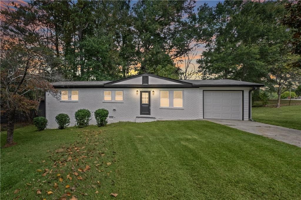 3 bedroom, 2 bathroom, 1,080 sq ft single family residence for rent at 5961 John Street, Austell, GA 30106 for $1,750 a month — photo 1 of 25