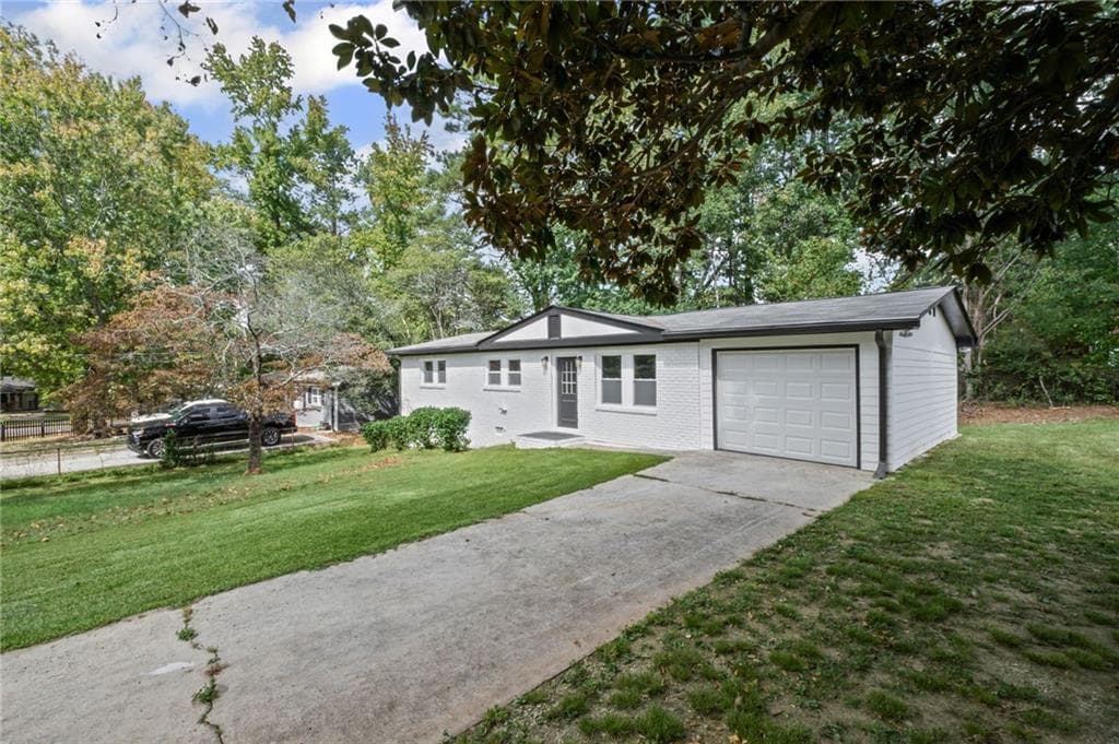 3 bedroom, 2 bathroom, 1,080 sq ft single family residence for rent at 5961 John Street, Austell, GA 30106 for $1,750 a month — photo 4