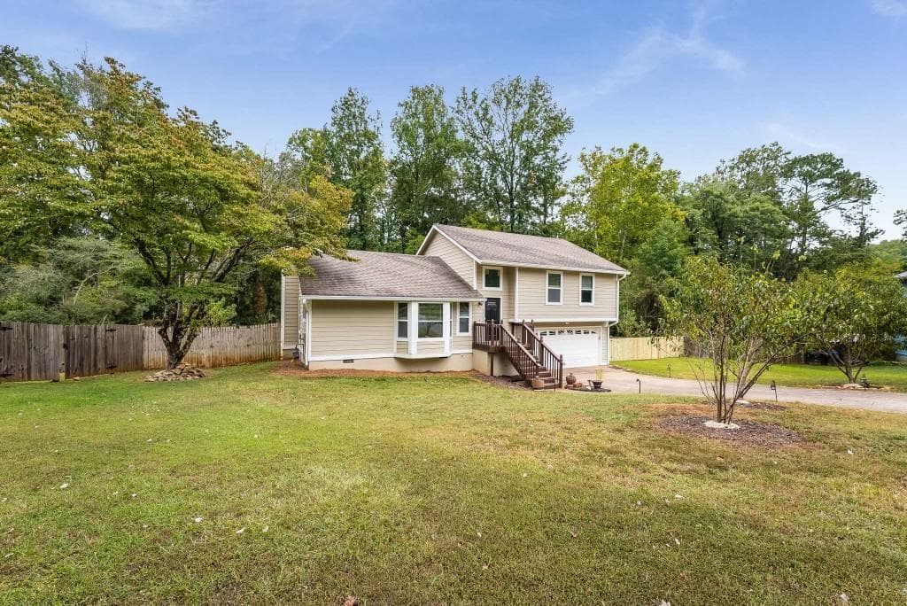 3 bedroom, 2 bathroom, 1,466 sq ft single family residence for rent at 9745 Loblolly Lane, Roswell, GA 30075 for $2,900 a month — photo 4