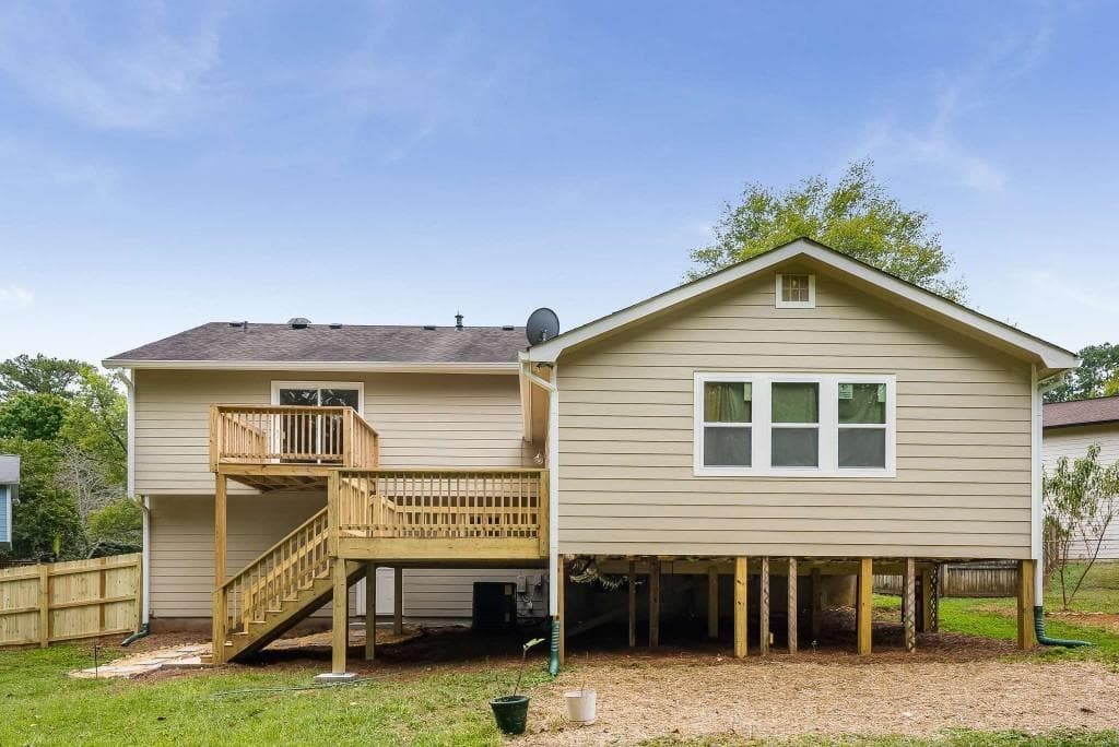 3 bedroom, 2 bathroom, 1,466 sq ft single family residence for rent at 9745 Loblolly Lane, Roswell, GA 30075 for $2,900 a month — photo 5