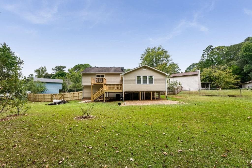3 bedroom, 2 bathroom, 1,466 sq ft single family residence for rent at 9745 Loblolly Lane, Roswell, GA 30075 for $2,900 a month — photo 7